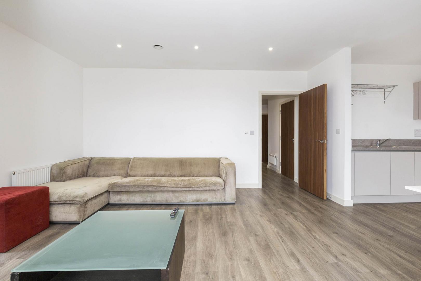 Stunning Apartment Hamilton Road, Dollis Hill